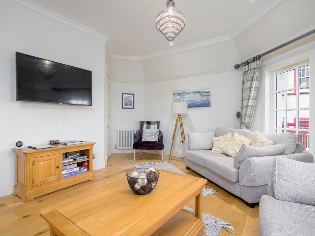 Pass The Keys Historic Ramsay Garden Apt With Balcony Views Edinburgh Exterior photo